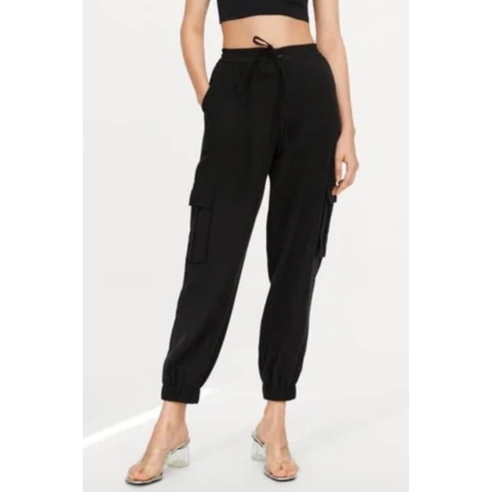 ZARA Black Cargo‎ Pants Drawstring Waist Pockets Jogger Style Women's Small
